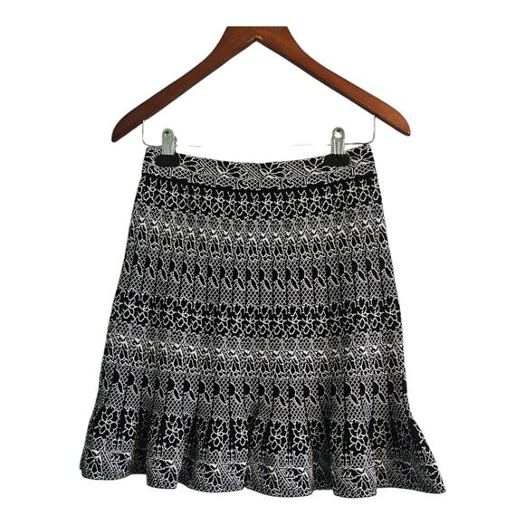 Molly Bracken Dresses & Skirts - Lilo Sidonio x Molly Bracken Skirt SZ M Black White Floral Thick Stretch Ruffle